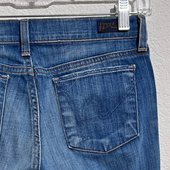 Citizens of Humanity Medium Wash Whiskered Distressed Low Rise Boot Cut Jeans 25 - Picture 8 of 13